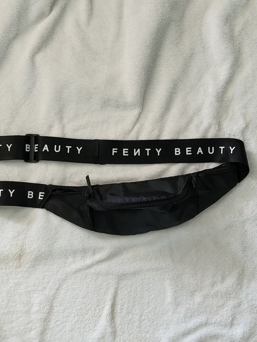 Fenty Beauty Fanny Pack Travel Waistline Bag - EUC